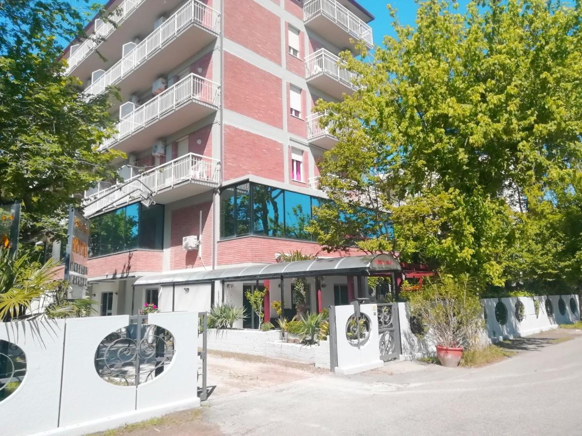 Hotel Rita Cervia Eksteriør billede
